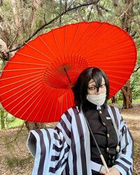 菊地亜美が「鬼滅の刃」伊黒小芭内コスプレ「わたし…こわすぎ笑」ファンは「あみみ感が無い～‼️」