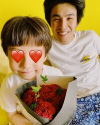 中尾明慶＆愛息の仲里依紗への“母の日サプライズ”に「泣いちゃう」「素敵すぎる」と反響