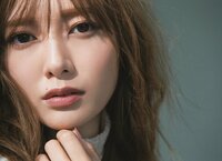 白石麻衣、”意志ある愛され顔”で『Oggi』初登場