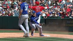 大谷翔平、マンガのような内野安打に相手投手が「激おこ→がっかり」絶望リアクション 「すごいなぁ…」実況もただ驚嘆