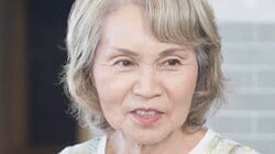 蛯原友里・英里の“美人双子姉妹”は「低出生体重児で生まれた」 母親（70）が子育て語る