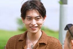 “10分で好きにさせる”イケメン美容師、小柄ギャルモデルを出会ってすぐベタ褒め「ネイルめっちゃかわいい」