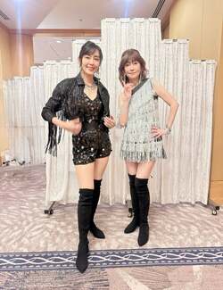 早見優、松本伊代との“衣装の雰囲気がぴったり”な2ショット公開「ピンクレディみたいじゃない？」