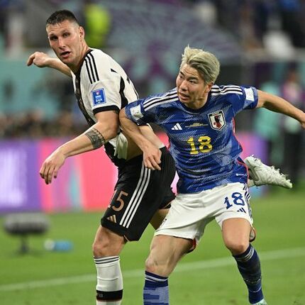 サッカー日本代表　ドイツワールドカップメンバー寄書きユニ adidas 2006 サッカー ドイツワールドカップ 日本代表 レプリカ