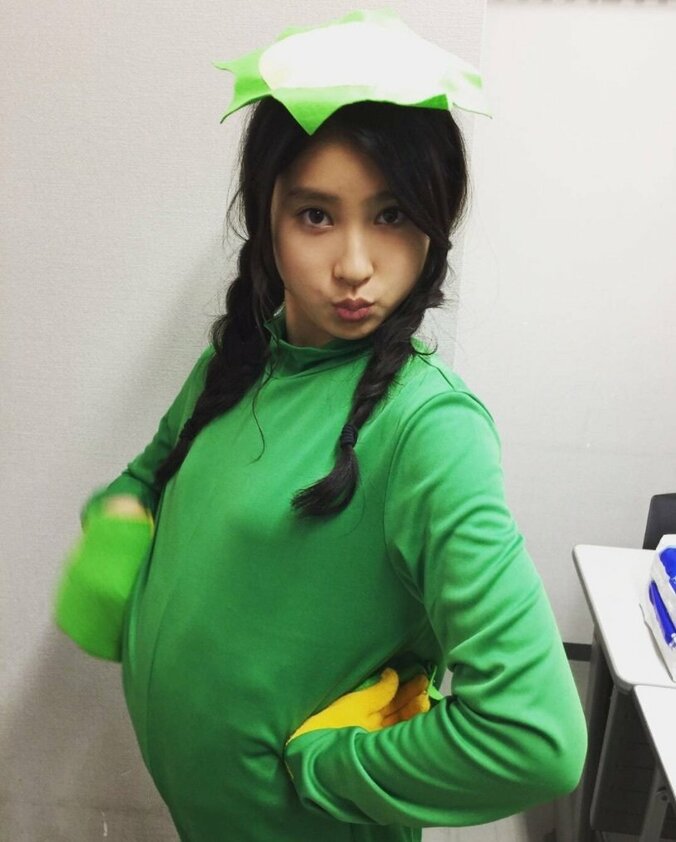 土屋太鳳のカッパ仮装が大好評「可愛すぎて困る」 2枚目