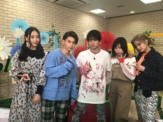 lolにリーダー誕生、小見山「大きくなれるよう頑張る」　新曲も一部初解禁 1枚目