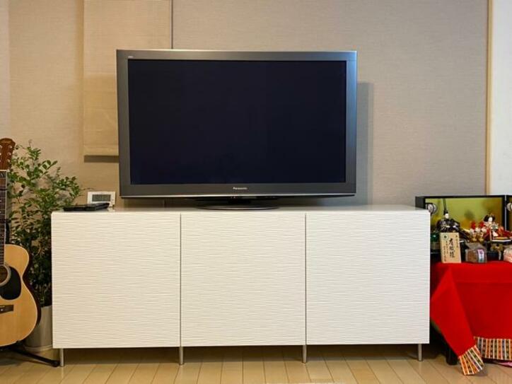  原田龍二の妻『IKEA』で購入したテレビ台を公開「この扉にして良かった」 