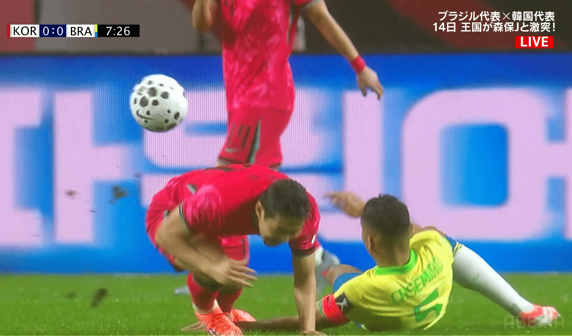 話題の深すぎるタックル