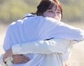 美人JK、長身イケメン男子と告白成立で熱烈ハグ！「いつの間にか好きに…」「笑顔が可愛くて大好きです」『今日好き』クライストチャーチ編最終話