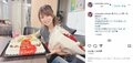 渡辺美奈代、少し早い誕生日祝いを報告 「何歳になっても変わらず可愛すぎます」と反響