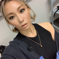 倖田來未のボブヘアをアレンジした可愛すぎるショットに反響「全部真似したいなぁ」「似合いすぎ」