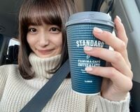 織田奈那、車の助手席でコーヒー片手にニッコリ姿にファン歓喜「ばか可愛い好き」