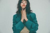 「好き、女神」「カッコよすぎ」池田エライザ、ジャケットを羽織ったクールなショットにファン絶賛