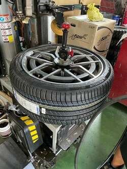  高橋克典、問題があり気になっていた愛車のタイヤ交換「ホッとした！！」 