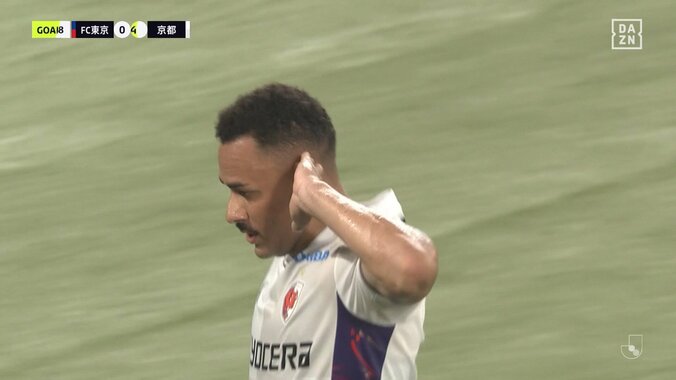 韓国代表GK、痛恨のパスミスで4失点目を献上「だいぶ不用意」ファンは落胆も「ビルドアップの狙いが…」チームの課題を指摘する声も 5枚目