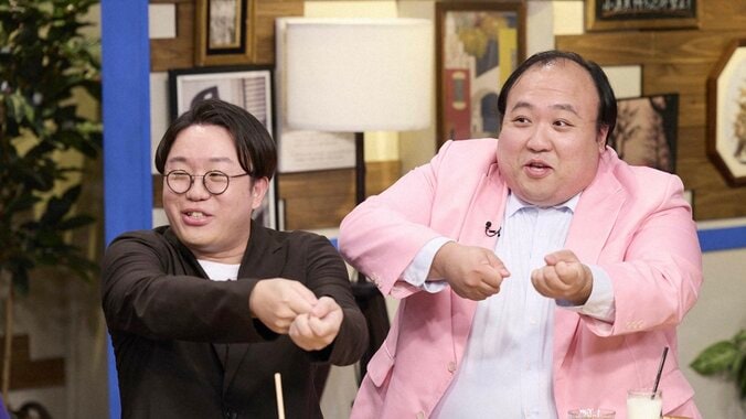 【写真・画像】「本物でしかない」芸術的なチョコの数々が衝撃的 「え？」「フィギュアみたい」的場浩司、妻の誕生日に購入の“傑作スイーツ”　1枚目