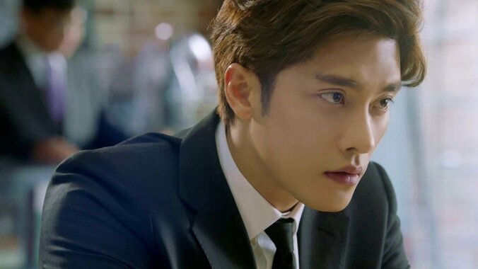 ソンフンが究極のツンデレ男に！ワンナイトラブで出会った男女のラブコメディ『じれったいロマンス』 4枚目