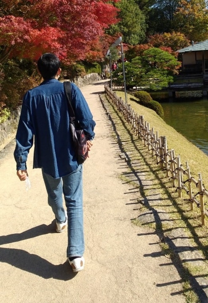 佐々木志穂美さん、小学生の時に自閉症と判明した31歳の息子のとの当時を振り返る「友人はいません」  1枚目