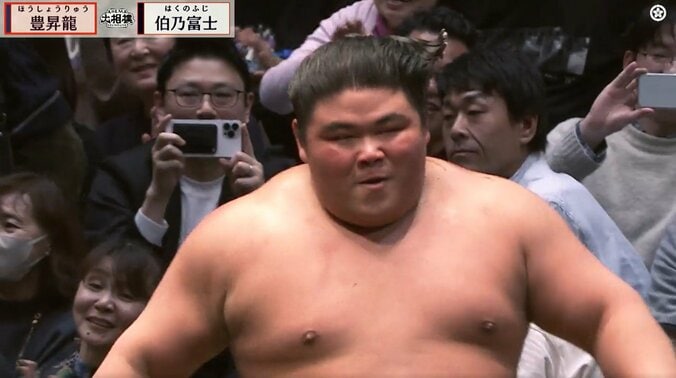 不敵に微笑む伯乃富士