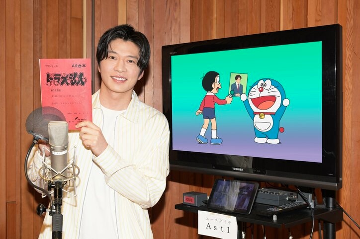 【写真・画像】田中圭がアニメ『ドラえもん』に登場！限りなく本人に近い！？人気俳優役でドラえもんたちと共演　1枚目