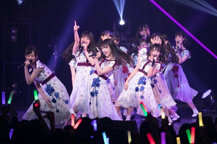 乃木坂46・3期生、”元気過ぎる”学生イベントに登場 大トリ務め10曲披露