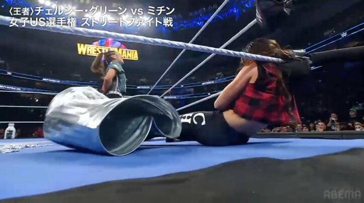 【映像】女子レスラー、“お尻爆弾”攻撃で悶絶