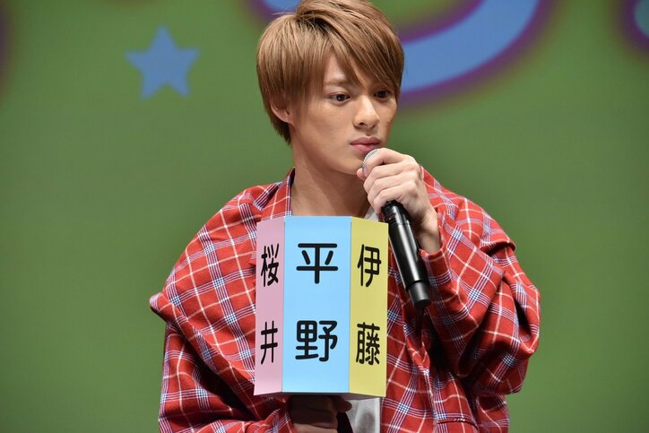 キンプリ平野紫耀、舞台挨拶でも天然発言連発「腰痛が治らなくて…こじらせている」