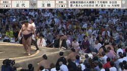 「一歩間違えば…」土俵下の92歳大物タレントに169キロ力士が接触！ 力士もファンも“ひやり”のアクシデント発生 “元気ハツラツ”ぶりに「普通にうれしそうw」安堵の拍手