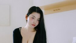 ヤンマガ初の“韓国グラビア” グラマラスボディでバズっている美女・チュビが登場 「噂のコリアンガール」