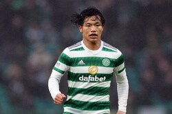 三笘薫と再共演の可能性も？　ブライトンがセルティックMF旗手怜央に関心