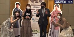 藤井聡太三冠の等身大パネルの前で…藤井猛九段＆美人女流棋士3人の“集合写真”が反響「うらやましい」「女子大のゼミ感すごい」