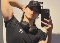 彼女は“日本一可愛い女子高生”！イケメン彼氏(18)、半年で作り上げたムキムキ筋肉に衝撃の声「あの顔面にあの筋肉は目の保養すぎ」