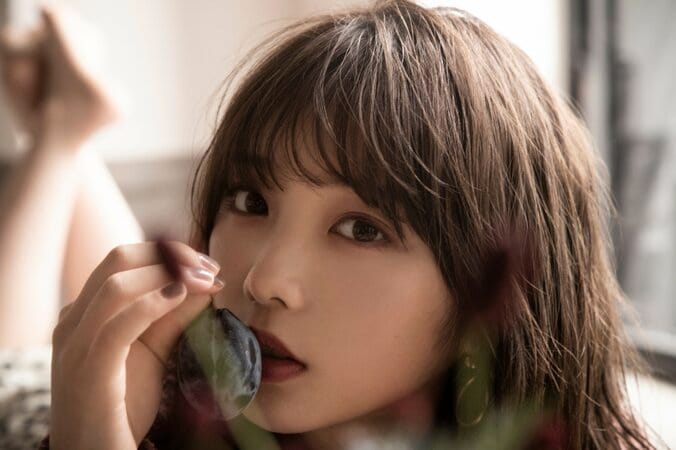 齋藤飛鳥、与田祐希、佐藤楓、山下美月、GRL新ビジュアルで雰囲気たっぷりな秋冬の装いに 13枚目