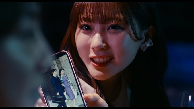 【写真・画像】元国民的アイドル、成宮寛貴相手にハードな濡れ場を披露！荒々しく髪の毛を振り乱し「もっとあなたのことを知りたい」　2枚目