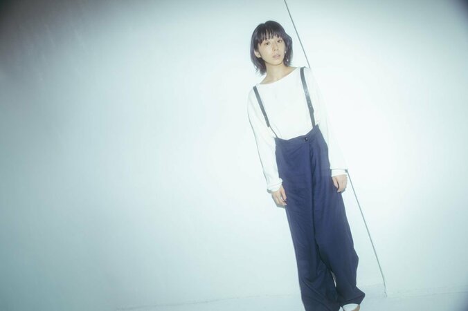 夏帆、東出昌大と“許されない恋”を熱演「新しい世界へ連れていってくれる男性に女性は惹かれると思います」 4枚目