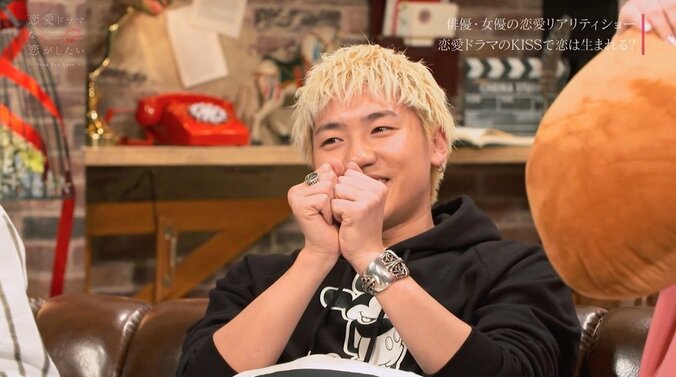 「もう兄妹なんかやめちまおう」雪の中で互いを求めあう禁断のキスシーンに、小森隼ら大興奮「１番好きなキス！」 『ドラ恋』act.7 5枚目