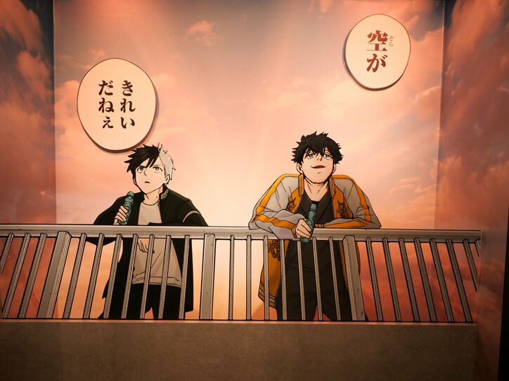 【写真・画像】校門やフラッグ、フォトスポットなど充実の展示！『WIND BREAKER』原画展東京会場レポート　9枚目