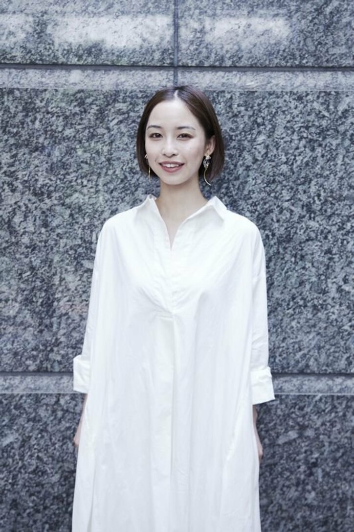 秋元康企画！男女各10人が1人ずつ“落とし合い”をしていくサバイバル系恋愛リアリティーショー『オトシアイ』出演者紹介