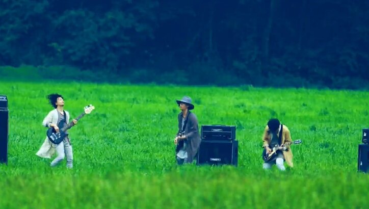 “15年を振り返り、ともに祝う”RADWIMPS有観客&配信ライブ「15th Anniversary Special Concert」
