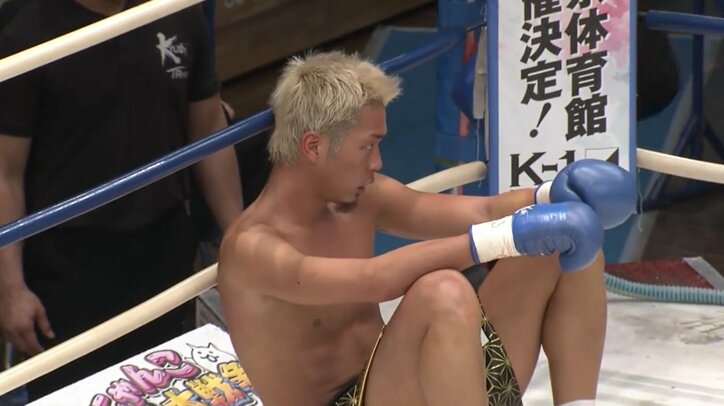 「倒れないですね…」全てがスタンディングダウンの珍結末 “ダウンしない”男に王者「根性ある」