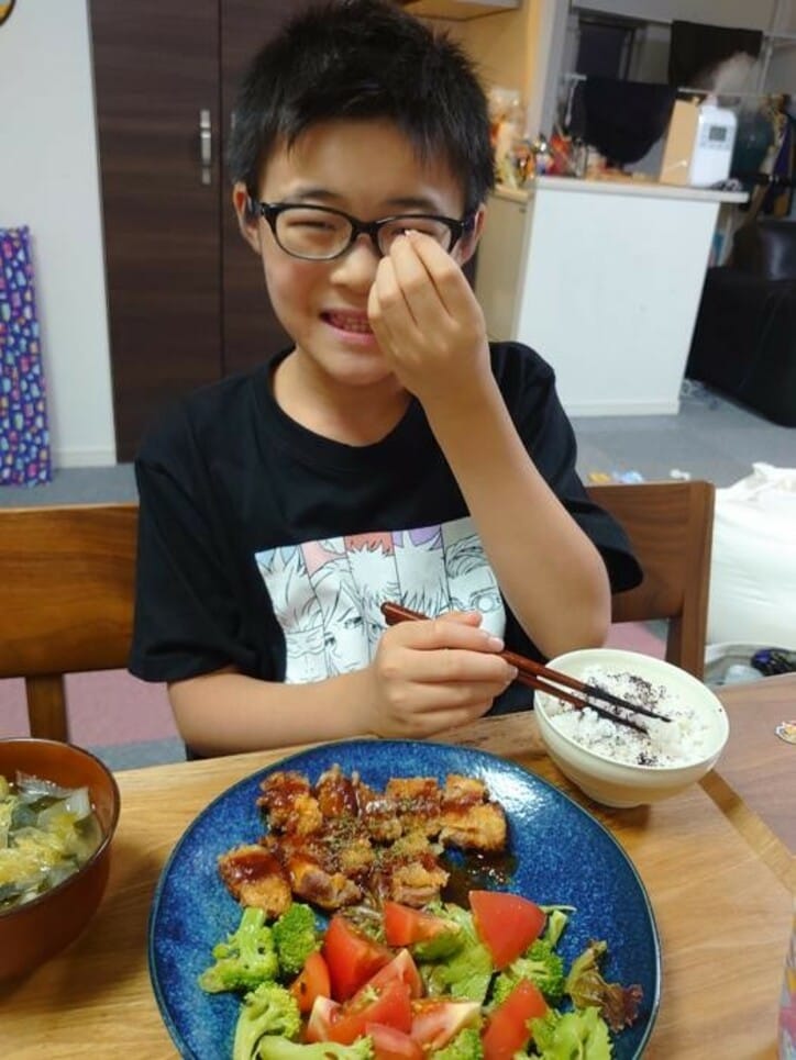  山田花子、食事中の長男に起きたハプニング「何か縁起がいいね」 