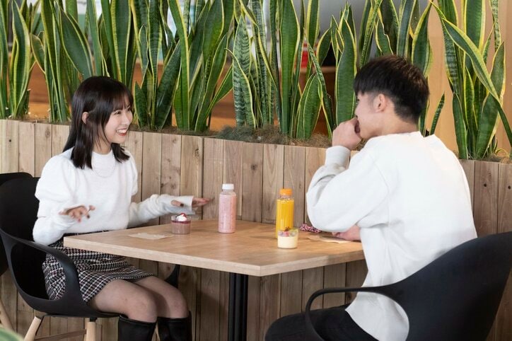 TWICEモモ似の女子高生の私服に、初カレが本音をぶっちゃけ「恋ステでは子供ぽっかったけど…」