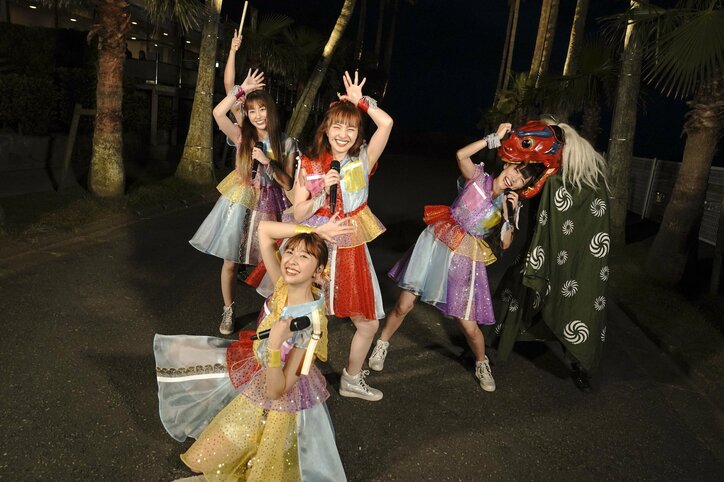 ももいろクローバーZが梅雨明けの野外で夏全開のパフォーマンスを披露 「#ももクロと最高の夏」Twitter日本トレンド1位を獲得!