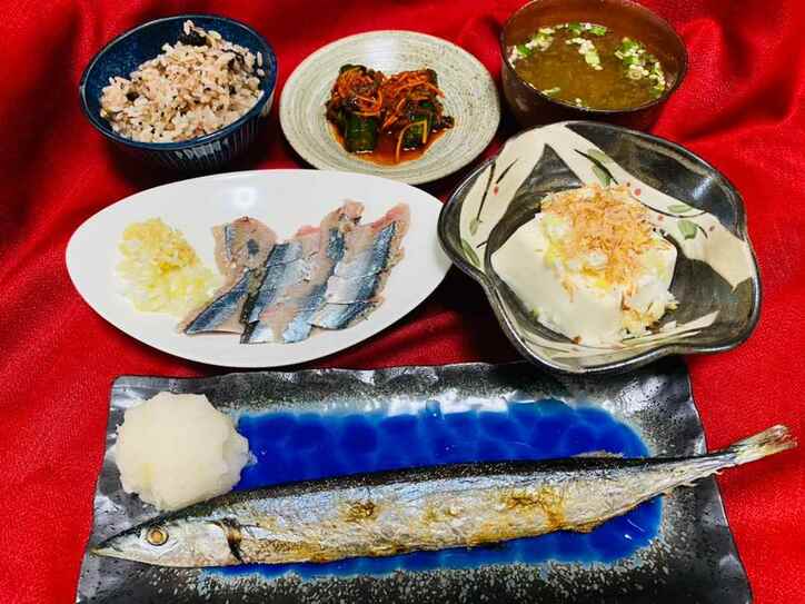  川崎麻世『コストコ』で購入した食材を使った料理を公開「やっぱ旬ものは美味い」 