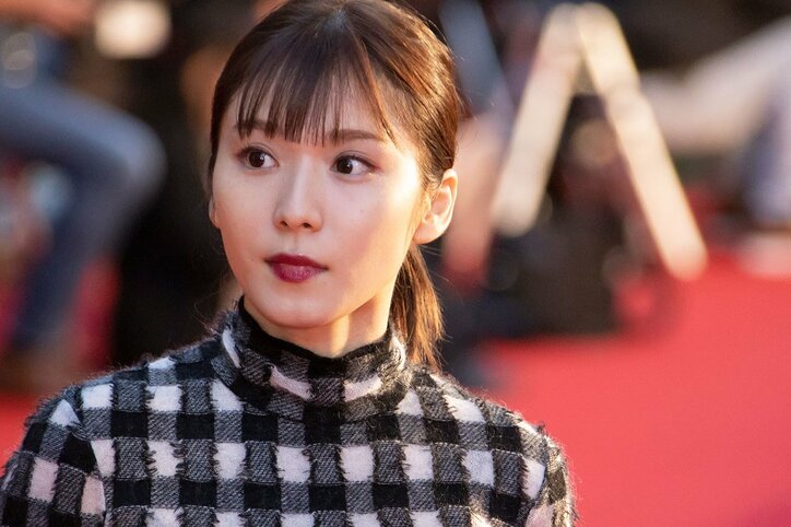 佐藤健、鈴木亮平、松岡茉優ら、東京国際映画祭に登場で観客どよめき&大歓声