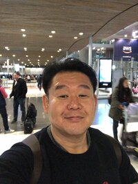 花田虎上『おはようございます』