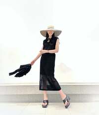 AHN MIKA『私服・GU黒の透け感高級感セットアップ』