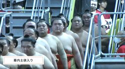 「本人に似すぎw」「衝撃のインパクト」人気力士の化粧まわしにファン“笑撃”