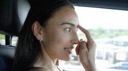 「毛を抜きすぎて…」 長谷川潤（40）、流行りに乗り“失敗した美容”明かす