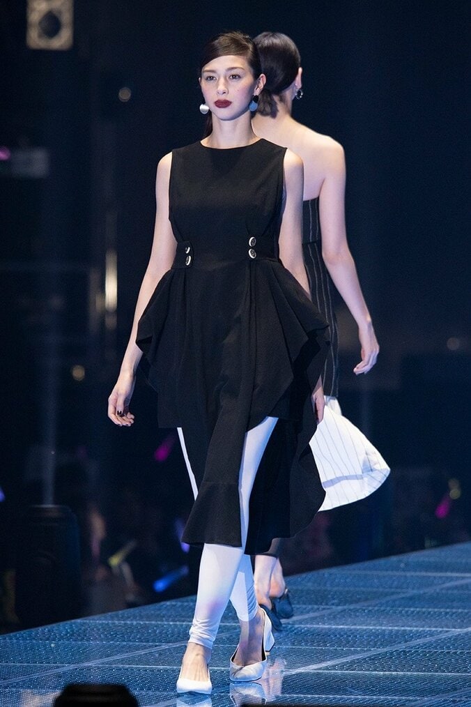 山田優が圧巻のスタイルで存在感放つ！ 人気モデルが一堂に『TGC』【画像集】 43枚目